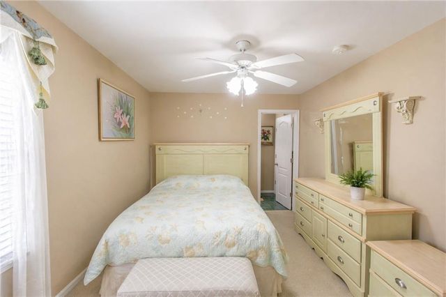 300 Hampton Place, Canton, GA 30115