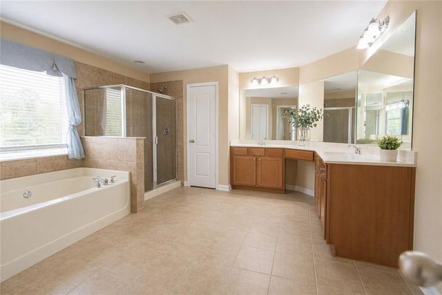 300 Hampton Place, Canton, GA 30115