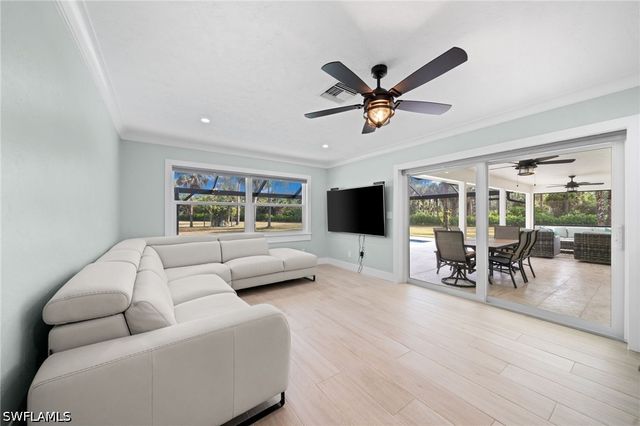 5015 Mahogany Ridge DR, Naples, FL 34119