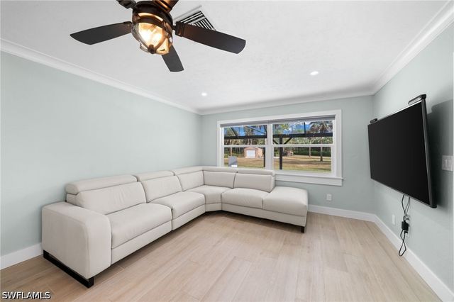 5015 Mahogany Ridge DR, Naples, FL 34119