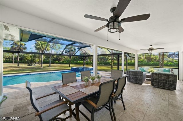 5015 Mahogany Ridge DR, Naples, FL 34119