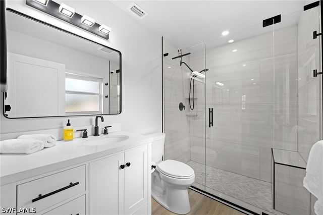 5015 Mahogany Ridge DR, Naples, FL 34119