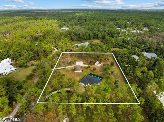 5015 Mahogany Ridge DR, Naples, FL 34119