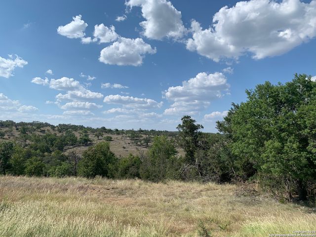 02 Verde Ct., Fredericksburg, TX 78624