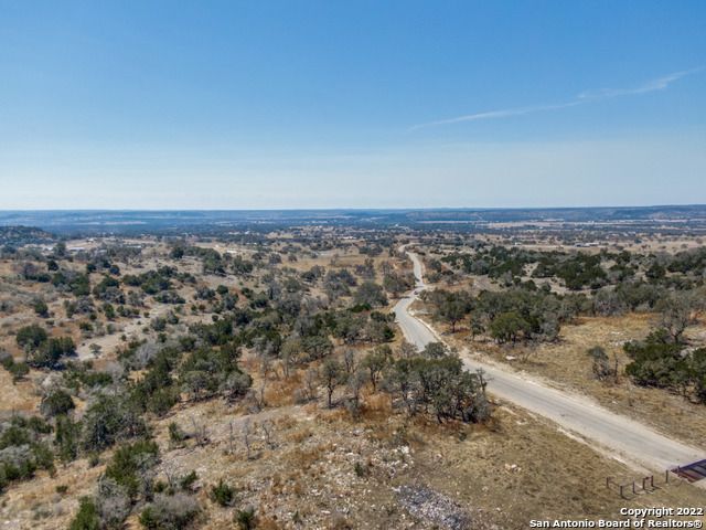 02 Verde Ct., Fredericksburg, TX 78624