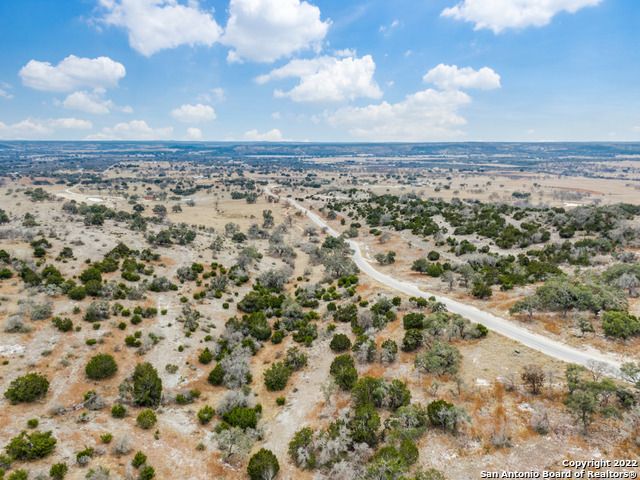 02 Verde Ct., Fredericksburg, TX 78624