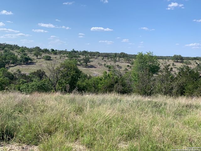 02 Verde Ct., Fredericksburg, TX 78624