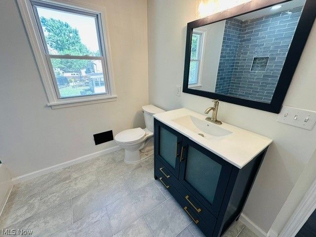 311 E 241st Street E, Euclid, OH 44123