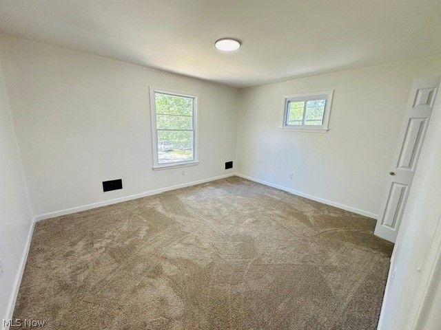 311 E 241st Street E, Euclid, OH 44123