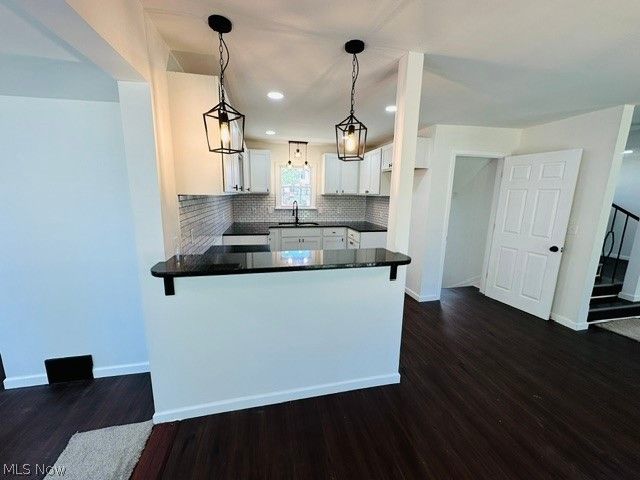 311 E 241st Street E, Euclid, OH 44123