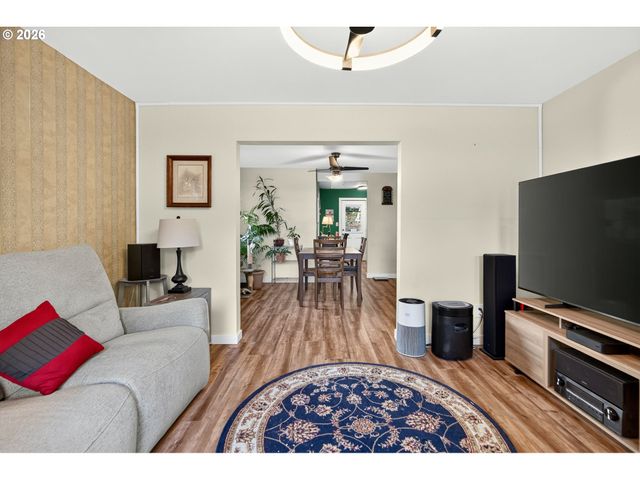 9641 Se YUKON St, Portland, OR 97266