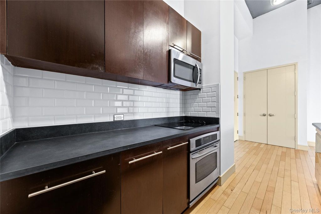 25 Leroy Place 511, New Rochelle, NY 10805 — photo 5