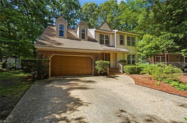 2202 Buckingham GRN, Newport News, VA 23602