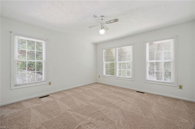 2202 Buckingham GRN, Newport News, VA 23602