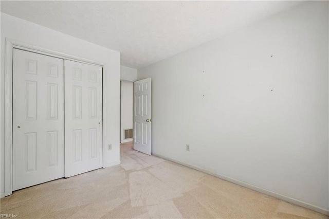 2202 Buckingham GRN, Newport News, VA 23602