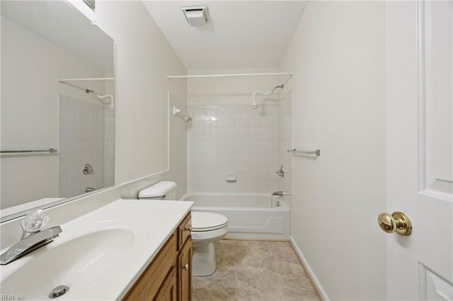 2202 Buckingham GRN, Newport News, VA 23602