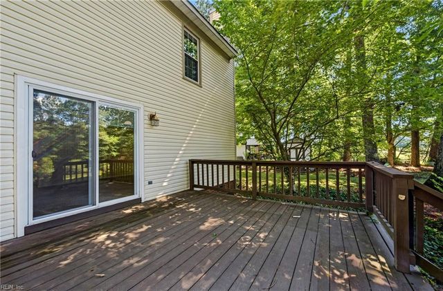 2202 Buckingham GRN, Newport News, VA 23602