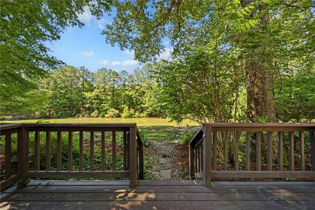 2202 Buckingham GRN, Newport News, VA 23602