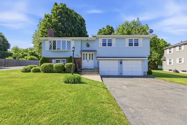 78 Briarwood Ave, Springfield, MA 01118