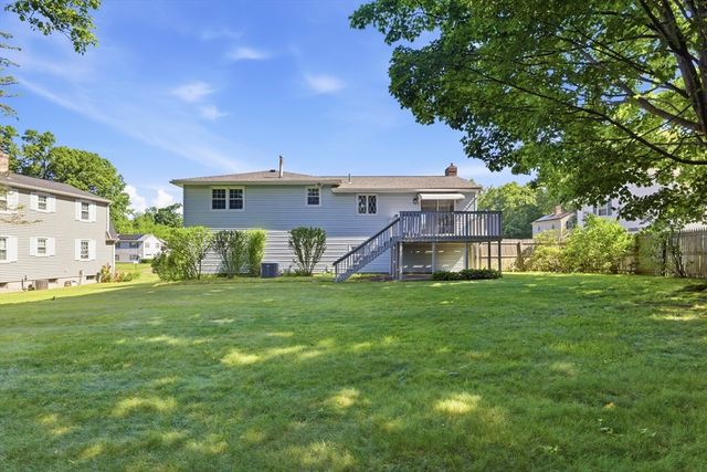 78 Briarwood Ave, Springfield, MA 01118