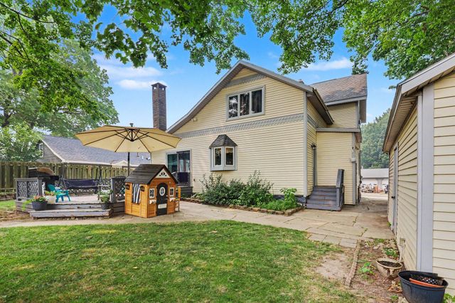 42 E Waterloo Street Nw, Casnovia Twp, MI 49318