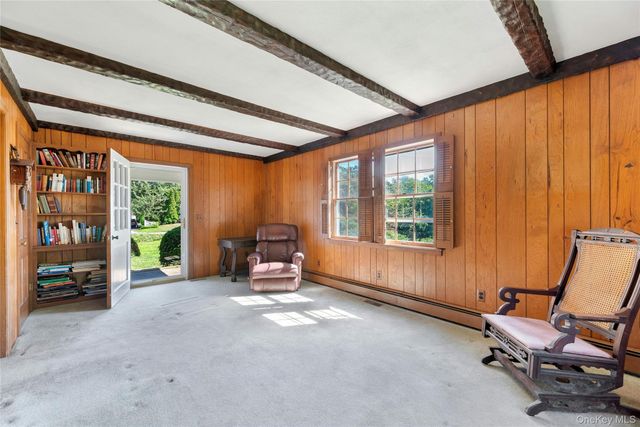 865 Peconic Bay Boulevard, Laurel, NY 11948