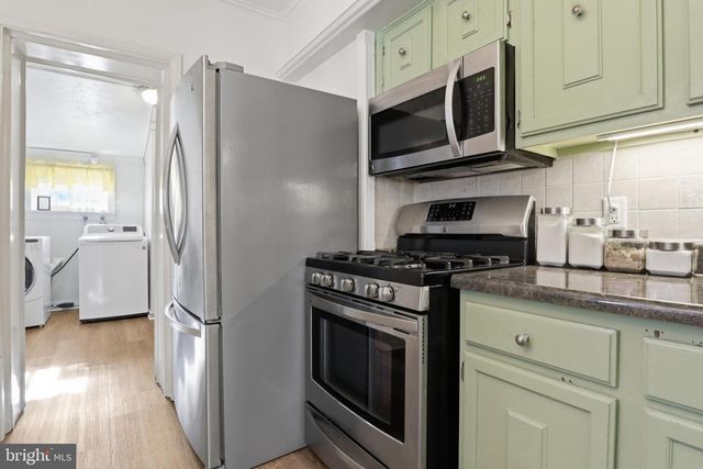 46 S 8TH ST, Columbia, PA 17512