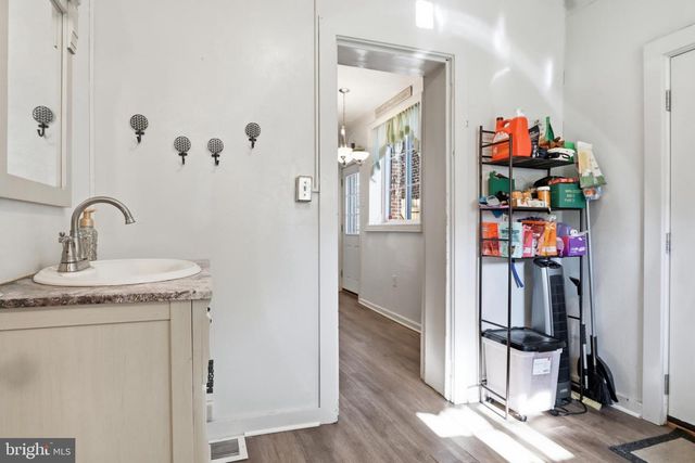 46 S 8TH ST, Columbia, PA 17512