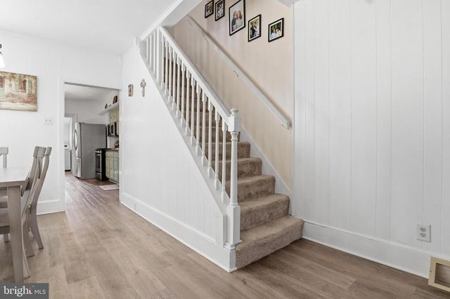 46 S 8TH ST, Columbia, PA 17512