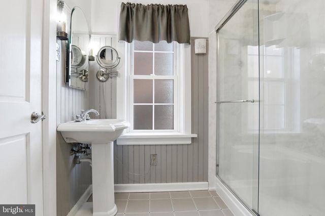 46 S 8TH ST, Columbia, PA 17512