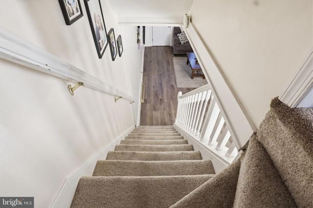 46 S 8TH ST, Columbia, PA 17512