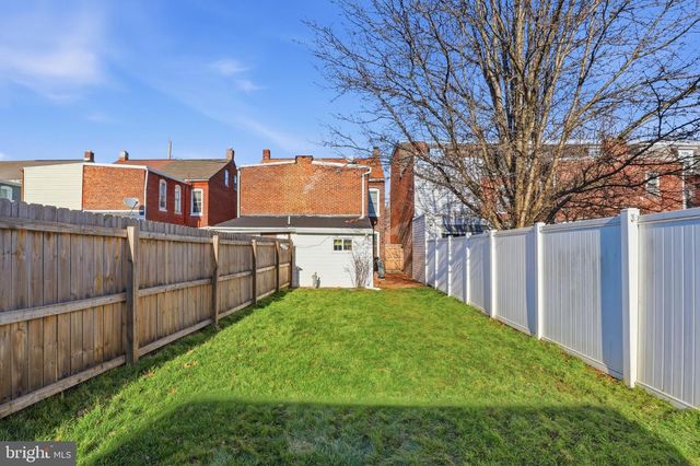 46 S 8TH ST, Columbia, PA 17512