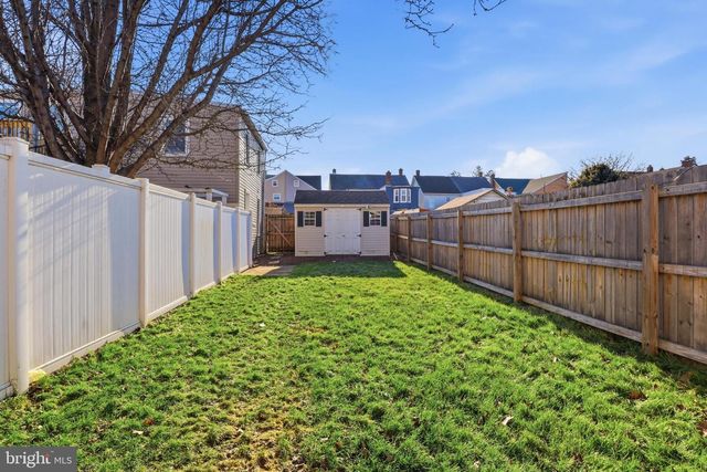 46 S 8TH ST, Columbia, PA 17512