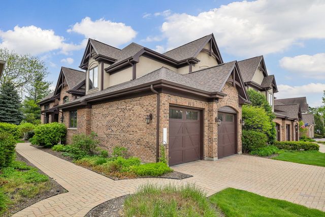 2009 MacKenzie Place 2009, Wheaton, IL 60187