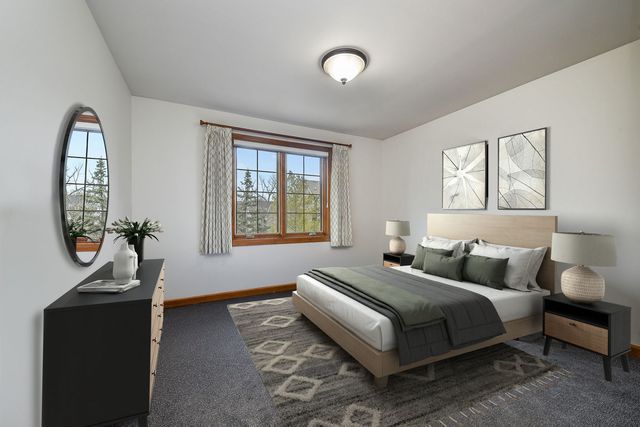 2009 MacKenzie Place 2009, Wheaton, IL 60187