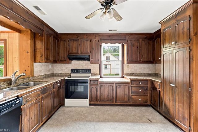 3124 Old Mill RD, Chesapeake, VA 23323