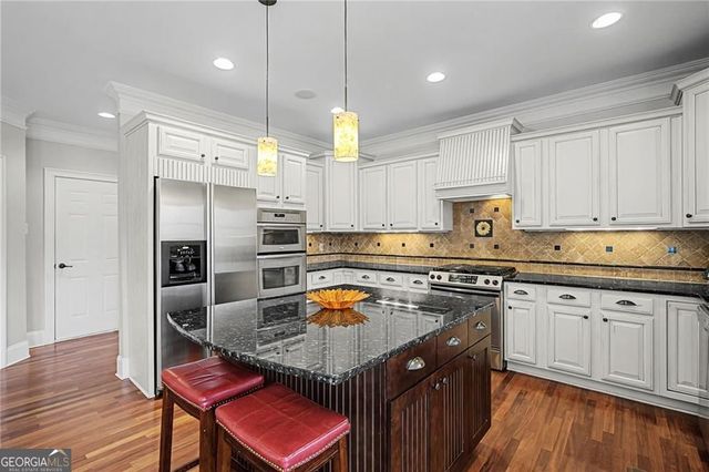 205 Timber Wolf Trail, Cumming, GA 30028