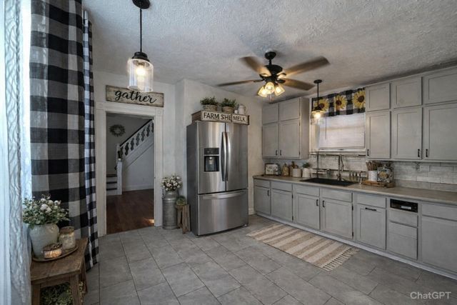 81 S Hickory Street, Chillicothe, OH 45601