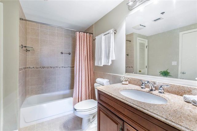 1280 W Peachtree NW Street 3806, Atlanta, GA 30309