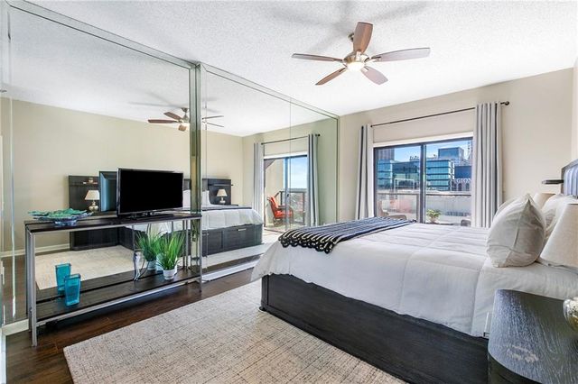 1280 W Peachtree NW Street 3806, Atlanta, GA 30309