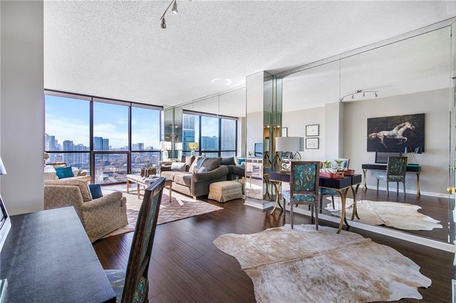 1280 W Peachtree NW Street 3806, Atlanta, GA 30309