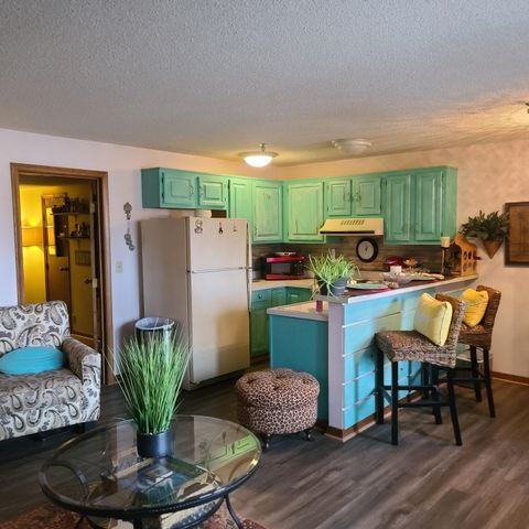 56701 E 310 Road 710, Monkey Island, OK 74331