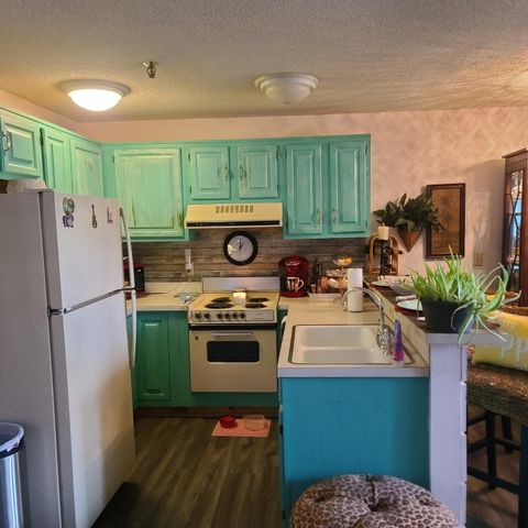 56701 E 310 Road 710, Monkey Island, OK 74331