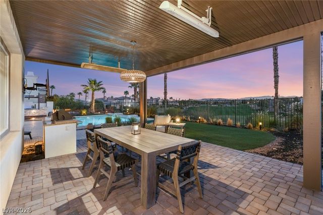 11305 Golden Chestnut Place, Las Vegas, NV 89135