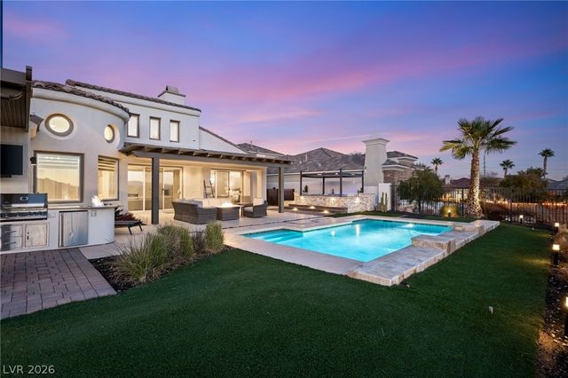 11305 Golden Chestnut Place, Las Vegas, NV 89135