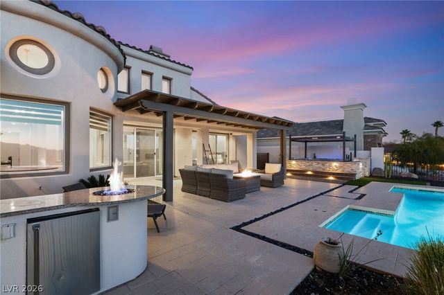 11305 Golden Chestnut Place, Las Vegas, NV 89135