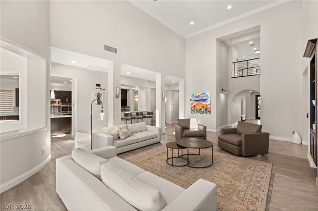 11305 Golden Chestnut Place, Las Vegas, NV 89135