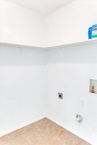 6208 Kary Lynn Drive S, Watauga, TX 76148