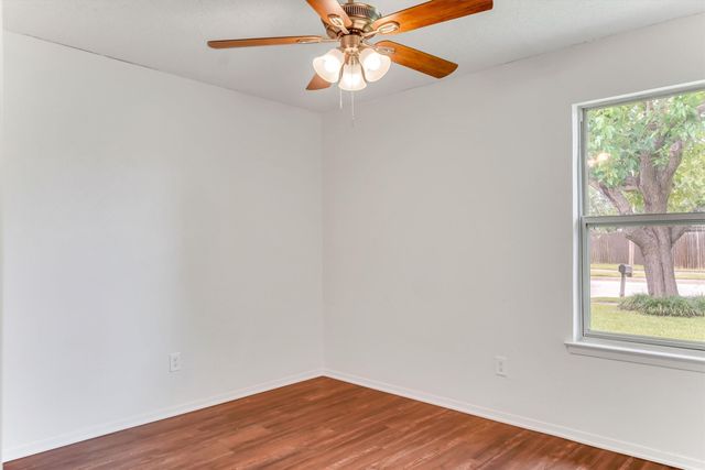 6208 Kary Lynn Drive S, Watauga, TX 76148