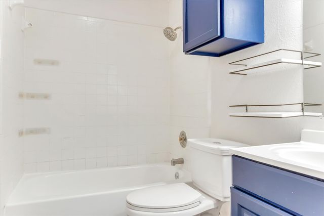 6208 Kary Lynn Drive S, Watauga, TX 76148